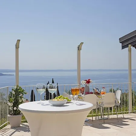 D1mora Roccoli2 - In With Pool Apartment Toscolano Maderno